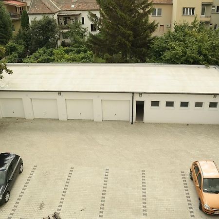 Riverside Apartman With Free Parking Gyor Luaran gambar