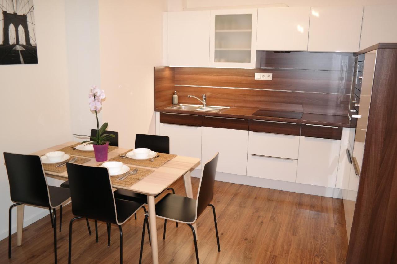 Riverside Apartman With Free Parking Gyor Luaran gambar